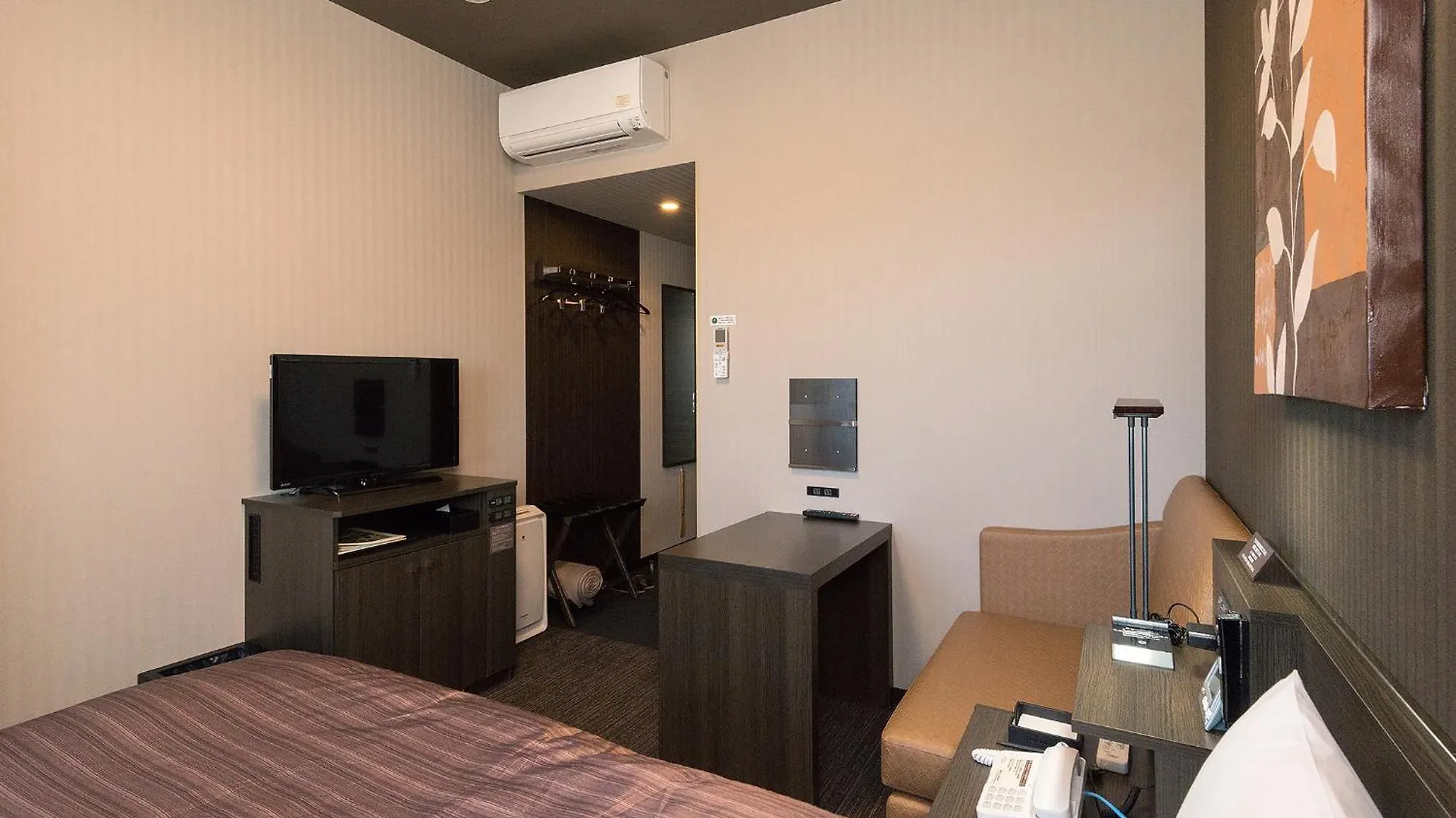 Hotel Route-Inn Chitose Ekimae