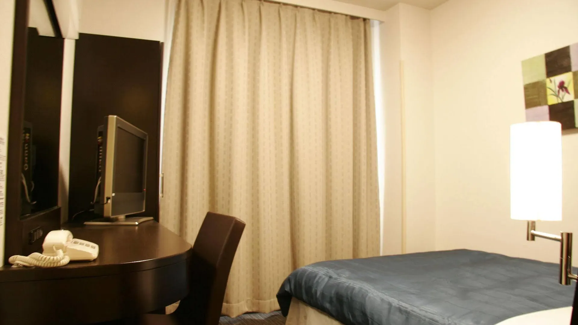 Hotel Route-Inn Chitose Ekimae