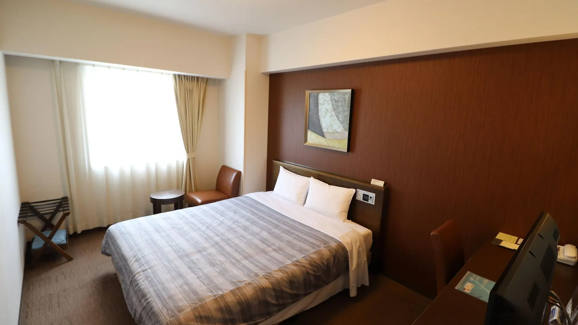 Hotel Route-Inn Chitose Ekimae