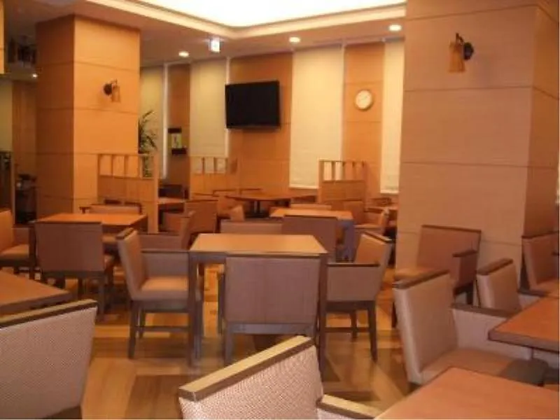 Hotel Route-Inn Chitose Ekimae 3*, Čitose Japonsko
